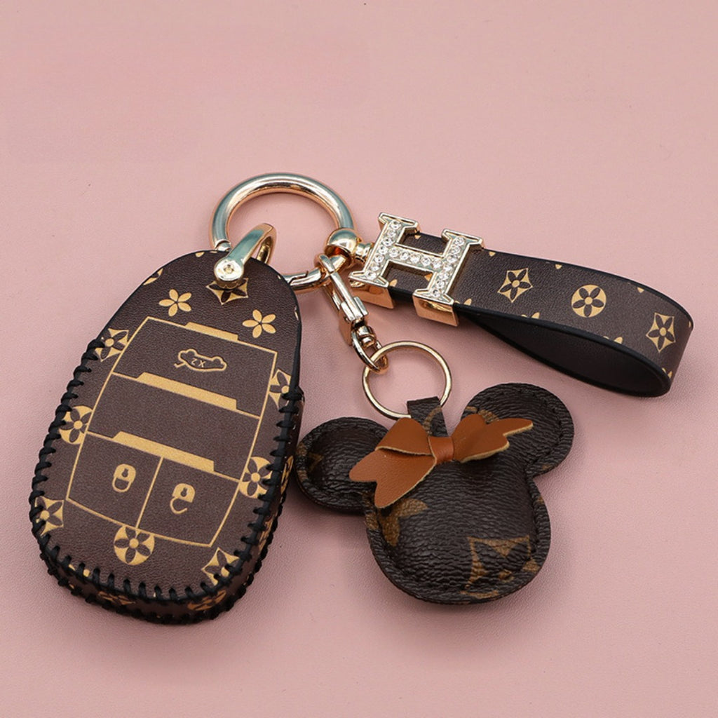 Carsine Alfa Romeo Leather Car Key Case Brown / Key case + strap